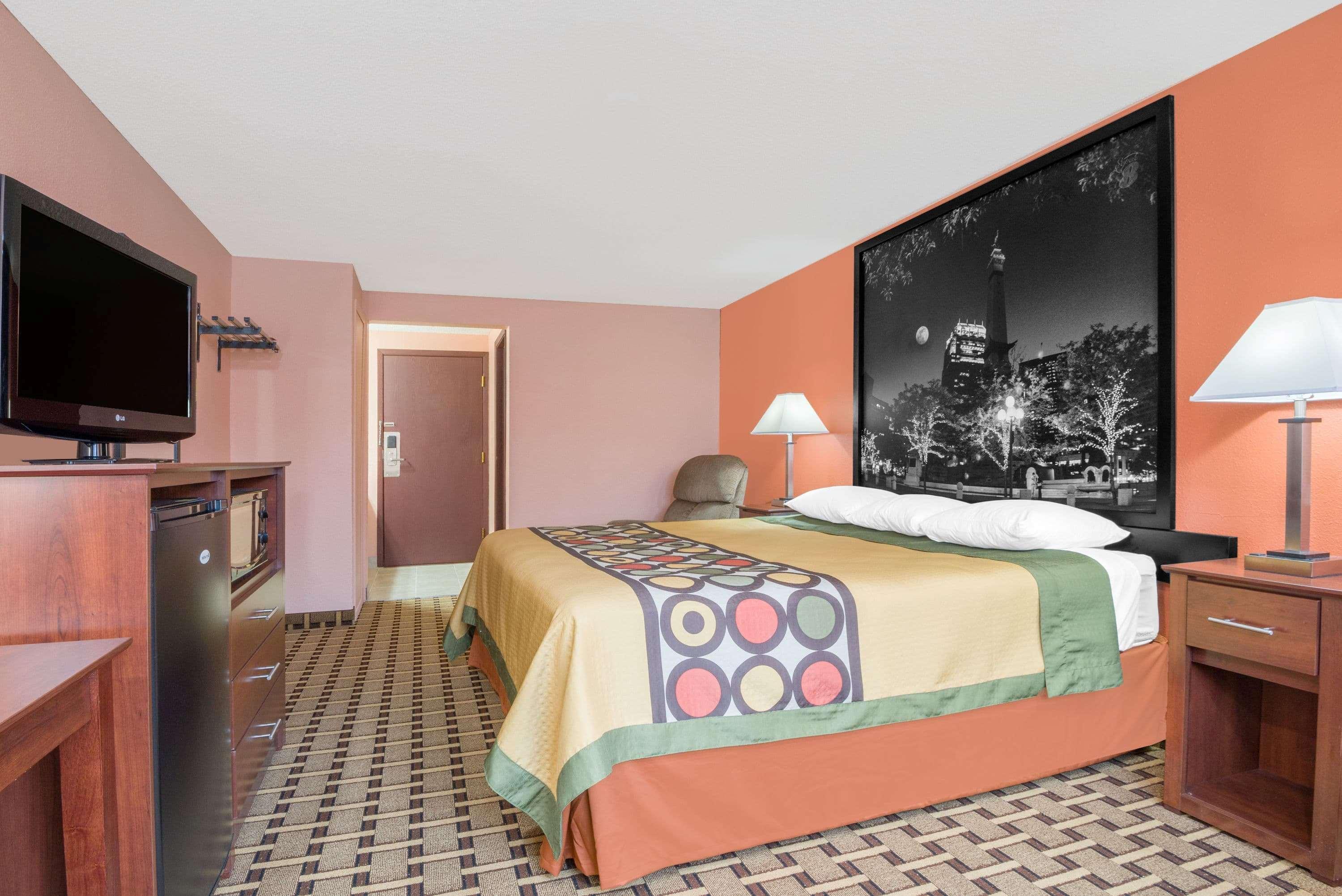 Super 8 By Wyndham Shelbyville Εξωτερικό φωτογραφία