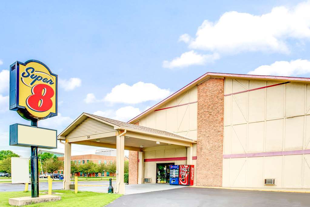 Super 8 By Wyndham Shelbyville Εξωτερικό φωτογραφία